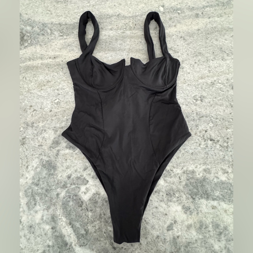 l*space Black One-Piece Swim (Size XS)